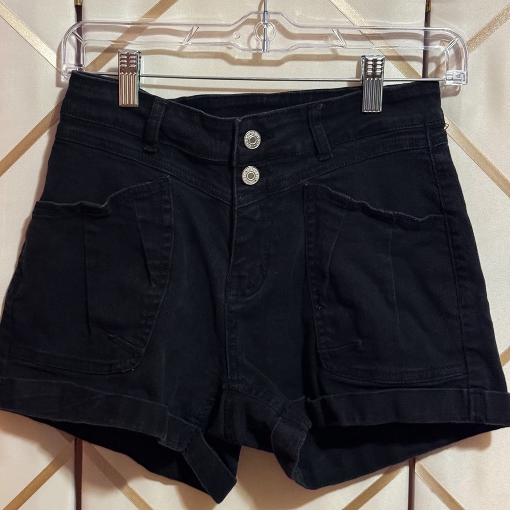 🛑CLEARANCE😮Black High-Waisted Jean Shorts | Women’s Size M | EUC